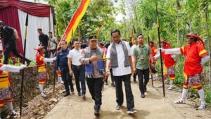 al listyo sigit prabowo meresmikan sumur bor polri presisi di gunungkidul diy dok istimewa 1 169